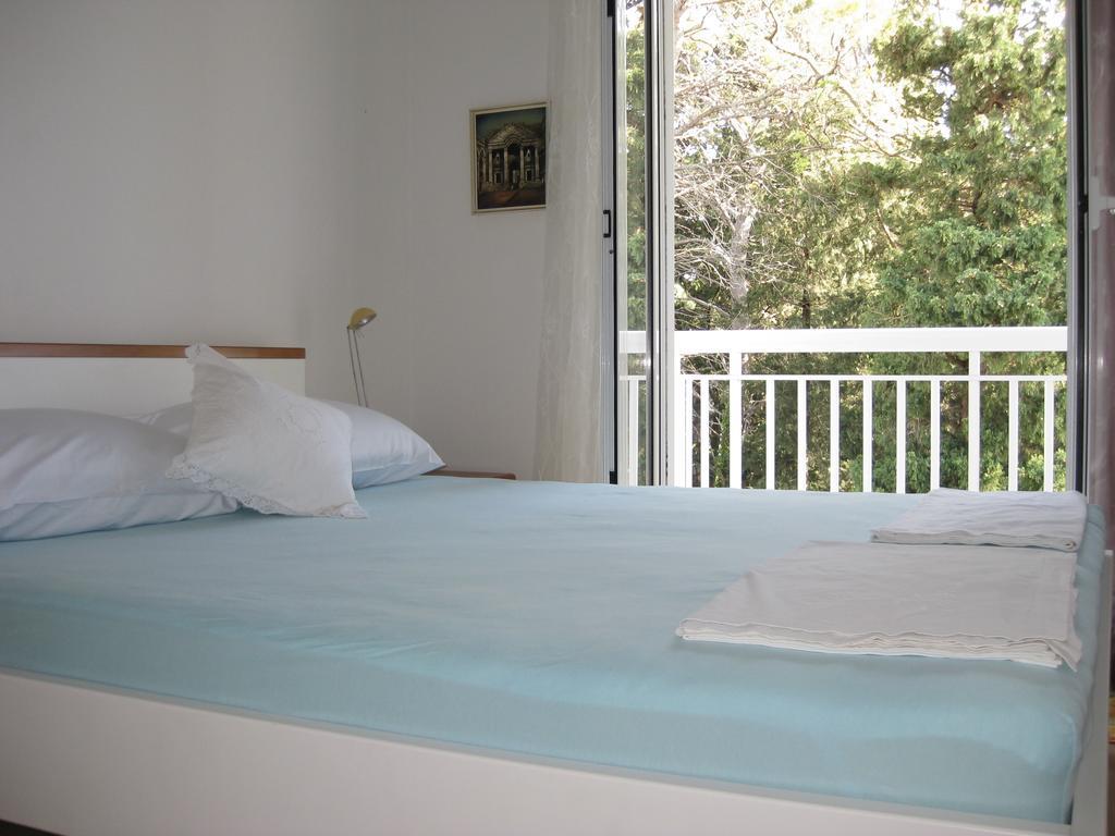 Villa Flora Kaštela Szoba fotó