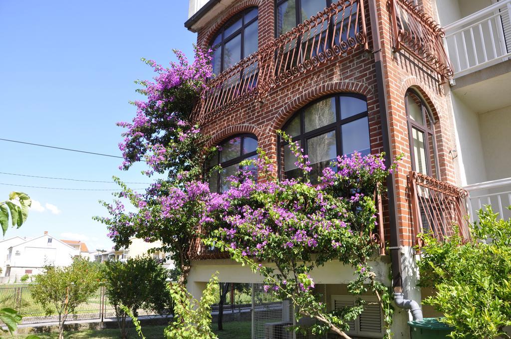Villa Flora Kaštela Szoba fotó