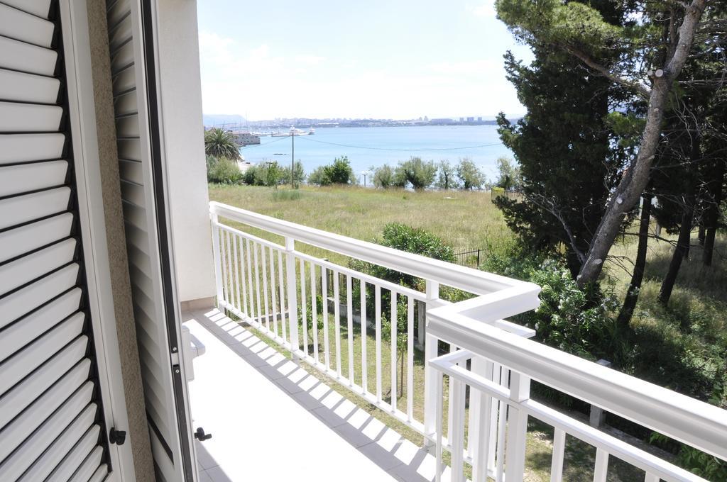 Villa Flora Kaštela Szoba fotó