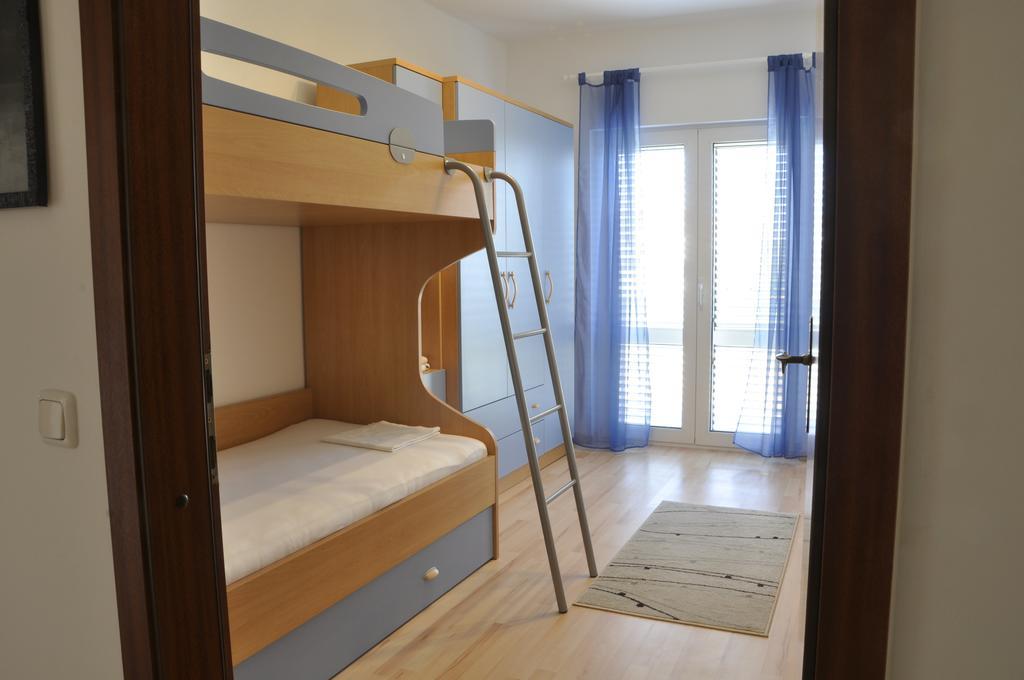 Villa Flora Kaštela Szoba fotó